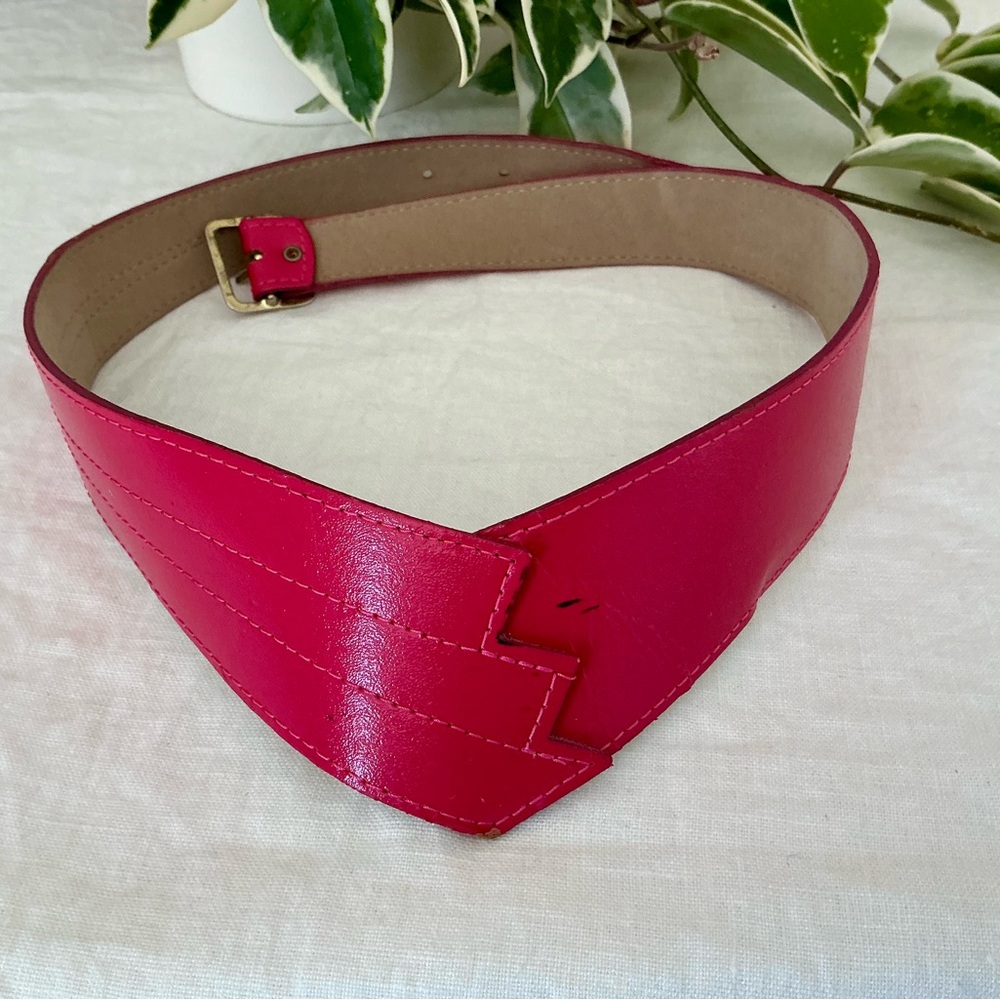 Vintage 1980s Faux Leather Bright Pink Belt